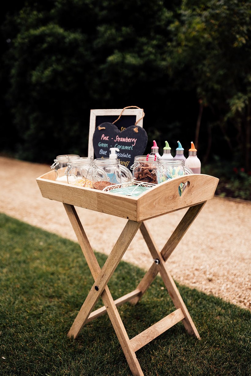 fun summer wedding food ideas for outdoor receptions